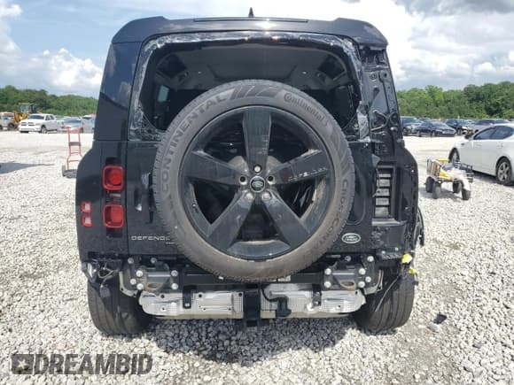 ✅ 2023 Land Rover Defender X-Dynamic SE • VIN: SALE2EEU5P2146443 • Lot: 61043395. Wystawiony na Copart z przebiegiem 30 049 mil. Bezpłatny archiwum sprzedaży aukcyjnych z USA i szczegółowy raport historii pojazdu na DreamBid. Zdjęcie 6.