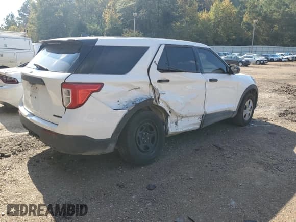 ✅ 2021 Ford Police Interceptor Utility • VIN: 1FM5K8AB5MGC02369 • Lot: 76667864. Wystawiony na Copart z przebiegiem 36 173 mil. Bezpłatny archiwum sprzedaży aukcyjnych z USA i szczegółowy raport historii pojazdu na DreamBid. Zdjęcie 3.