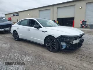 ✅ 2024 Hyundai Sonata N Line • VIN: KMHL54JC8RA359890 • Лот: 43565606. Опубликован ранее на IAAI с пробегом 38 699 миль. Бесплатный доступ к архиву аукционных продаж из США и подробный отчёт об истории автомобиля на DreamBid. Изображение 1.