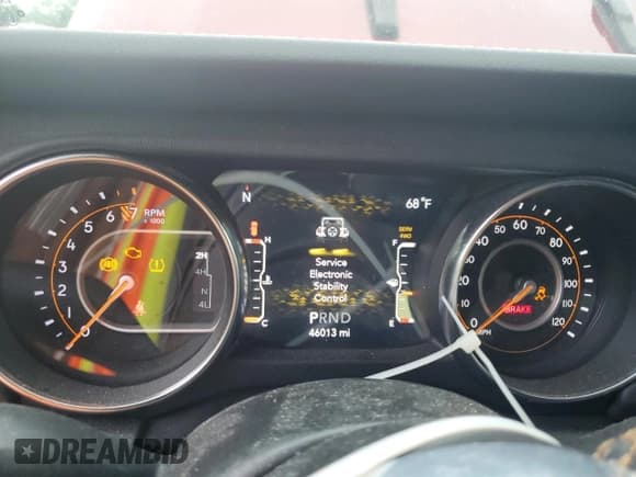 ✅ 2021 Jeep Wrangler Unlimited Sahara Altitude • VIN: 1C4HJXEG6MW620675 • Lot: 60937435. Listed on Copart with 46,013 mi. Free auction sales archive from the USA and detailed vehicle history report at DreamBid. Image 9.