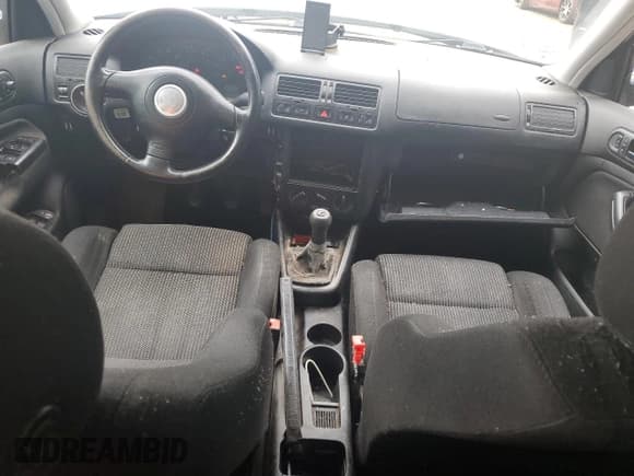 ✅ 2003 Volkswagen Jetta Wolfsburg Edition • VIN: 3VWPE69M53M172788 • Lot: 57590095. Listed on Copart with 228,980 mi. Free auction sales archive from the USA and detailed vehicle history report at DreamBid. Image 8.