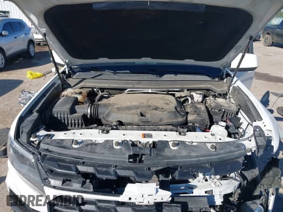 ✅ 2021 Chevrolet Colorado 2WD LT • VIN: 1GCGSCEN7M1266596 • Lot: 43570247. Wystawiony na IAAI z przebiegiem 82 051 mil. Bezpłatny archiwum sprzedaży aukcyjnych z USA i szczegółowy raport historii pojazdu na DreamBid. Zdjęcie 10.