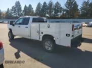 ✅ 2022 Chevrolet Silverado 2500HD • VIN: 1GB2WLE7XNF141794 • Lot: 79089104. Wystawiony na Copart z przebiegiem 55 043 mil. Bezpłatny archiwum sprzedaży aukcyjnych z USA i szczegółowy raport historii pojazdu na DreamBid. Zdjęcie 2.