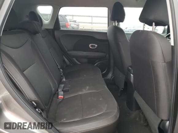 ✅ 2018 Kia Soul • VIN: KNDJN2A27J7512851 • Lot: 82615655. Listed on Copart with 114,459 mi. Free auction sales archive from the USA and detailed vehicle history report at DreamBid. Image 10.
