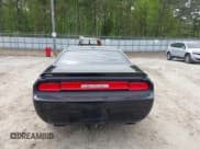 ✅ 2013 Dodge Challenger SXT • VIN: 2C3CDYAG0DH629128 • Lot: 41974990. Wystawiony na IAAI z przebiegiem Nie podano. Bezpłatny archiwum sprzedaży aukcyjnych z USA i szczegółowy raport historii pojazdu na DreamBid. Zdjęcie 16.