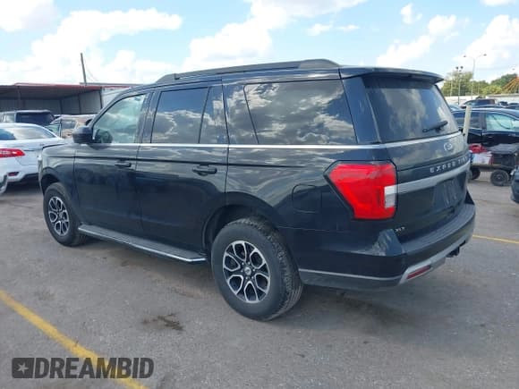 ✅ 2022 Ford Expedition XLT • VIN: 1FMJU1JT7NEA67370 • Lot: 43397514. Listed on IAAI with 69,674 mi. Free auction sales archive from the USA and detailed vehicle history report at DreamBid. Image 3.