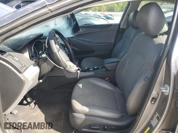 ✅ 2011 Hyundai Sonata SE • VIN: 5NPEC4AC1BH068990 • Lot: 75357344. Wystawiony na Copart z przebiegiem 112 058 mil. Bezpłatny archiwum sprzedaży aukcyjnych z USA i szczegółowy raport historii pojazdu na DreamBid. Zdjęcie 7.