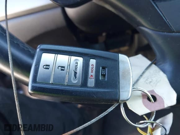 ✅ 2018 Acura RDX Technology • VIN: 5J8TB4H57JL020388 • Lot: 43350353. Wystawiony na IAAI z przebiegiem 56 758 mil. Bezpłatny archiwum sprzedaży aukcyjnych z USA i szczegółowy raport historii pojazdu na DreamBid. Zdjęcie 11.