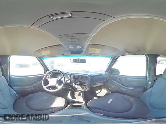 ✅ 2003 Chevrolet S-10 LS • VIN: 1GCDT13X43K101798 • Лот: 50692465. Опубликован ранее на Copart с пробегом 252 686 миль. Бесплатный доступ к архиву аукционных продаж из США и подробный отчёт об истории автомобиля на DreamBid. Изображение 12.