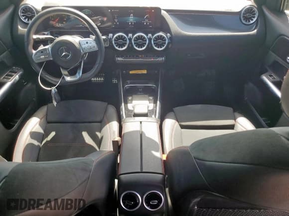 ✅ 2023 Mercedes-Benz GLA 250 • VIN: W1N4N4GB1PJ479608 • Лот: 67055185. Опубликован ранее на Copart с пробегом 56 557 миль. Бесплатный доступ к архиву аукционных продаж из США и подробный отчёт об истории автомобиля на DreamBid. Изображение 8.