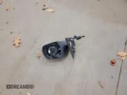 ✅ 2015 Nissan Versa S Plus • VIN: 3N1CN7AP7FL951961 • Лот: 91763985. Опубликован ранее на Copart с пробегом 174 125 миль. Бесплатный доступ к архиву аукционных продаж из США и подробный отчёт об истории автомобиля на DreamBid. Изображение 12.