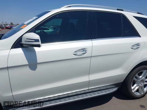 ✅ 2014 Mercedes-Benz M 350 • VIN: 4JGDA5HB2EA312030 • Lot: 42462921. Listed on IAAI with 49,483 mi. Free auction sales archive from the USA and detailed vehicle history report at DreamBid. Image 15.