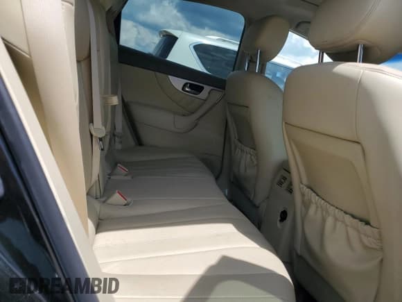 ✅ 2017 Infiniti QX70 • VIN: JN8CS1MW9HM413278 • Lot: 62882325. Listed on Copart with 89,225 mi. Free auction sales archive from the USA and detailed vehicle history report at DreamBid. Image 11.