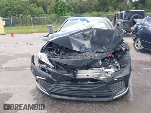 2024 Toyota Camry XLE with VIN 4T1F11AK2RU898129, listed as a IAAI auction lot 43292653 with Not provided miles and . Bid and sale history available at DreamBid. Image 6.