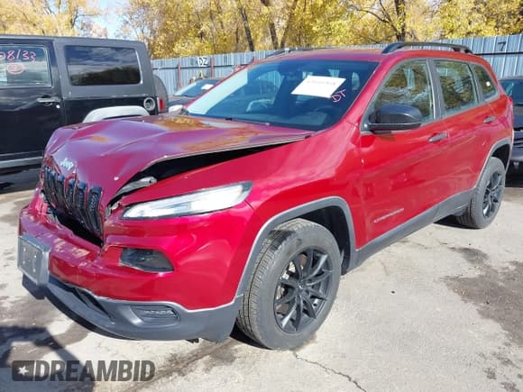 ✅ 2015 Jeep Cherokee Sport • VIN: 1C4PJLAB6FW695166 • Lot: 43616568. Wystawiony na IAAI z przebiegiem 34 689 mil. Bezpłatny archiwum sprzedaży aukcyjnych z USA i szczegółowy raport historii pojazdu na DreamBid. Zdjęcie 2.