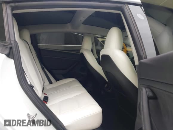 ✅ 2023 Tesla Model 3 Long Range • VIN: 5YJ3E1EBXPF712235 • Lot: 41986915. Wystawiony na IAAI z przebiegiem 18 566 mil. Bezpłatny archiwum sprzedaży aukcyjnych z USA i szczegółowy raport historii pojazdu na DreamBid. Zdjęcie 8.