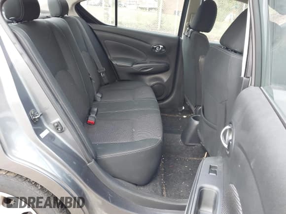 ✅ 2018 Nissan Versa SV • VIN: 3N1CN7AP4JL813710 • Lot: 43364762. Listed on IAAI with 114,202 mi. Free auction sales archive from the USA and detailed vehicle history report at DreamBid. Image 8.