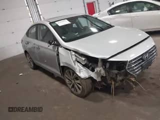 2022 Hyundai Accent Limited z VIN 3KPC34A60NE172896, wystawiony jako IAAI lot #42115535 z przebiegiem 29 020 mil mil oraz . Historia ofert i sprzedaży dostępna na DreamBid. Obrazek 1.