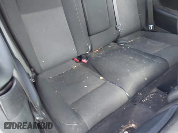 ✅ 2015 Dodge Challenger R/T • VIN: 2C3CDZAT5FH889014 • Lot: 43526682. Wystawiony na IAAI z przebiegiem 166 700 mil. Bezpłatny archiwum sprzedaży aukcyjnych z USA i szczegółowy raport historii pojazdu na DreamBid. Zdjęcie 8.