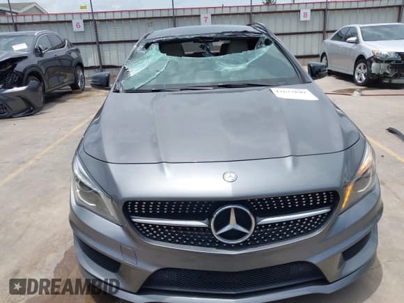 ✅ 2016 Mercedes-Benz CLA 250 • VIN: WDDSJ4GB7GN372071 • Lot: 42623049. Listed on IAAI with 99,513 mi. Free auction sales archive from the USA and detailed vehicle history report at DreamBid. Image 6.