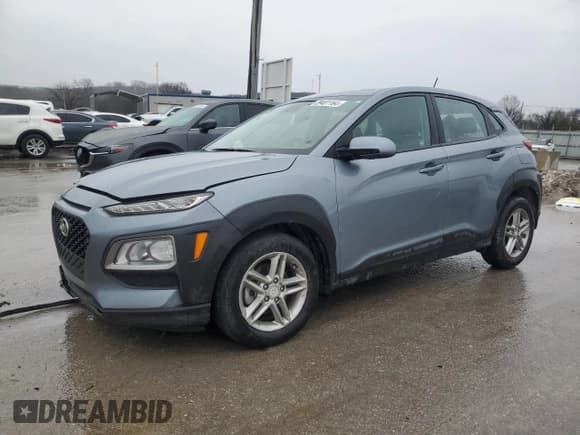 ✅ 2019 Hyundai Kona SE • VIN: KM8K12AAXKU208807 • Лот: 39401164. Опубликован ранее на Copart с пробегом 40 172 миль. Бесплатный доступ к архиву аукционных продаж из США и подробный отчёт об истории автомобиля на DreamBid. Изображение 1.