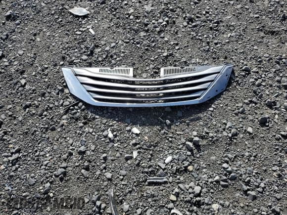 ✅ 2013 Toyota Sienna LE • VIN: 5TDJK3DC8DS053519 • Лот: 86544555. Опубликован ранее на Copart с пробегом 214 498 миль. Бесплатный доступ к архиву аукционных продаж из США и подробный отчёт об истории автомобиля на DreamBid. Изображение 13.