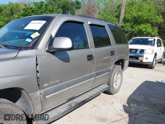 ✅ 2003 Chevrolet Tahoe LS • VIN: 1GNEC13V43J308143 • Lot: 42015589. Listed on IAAI with 280,289 mi. Free auction sales archive from the USA and detailed vehicle history report at DreamBid. Image 12.