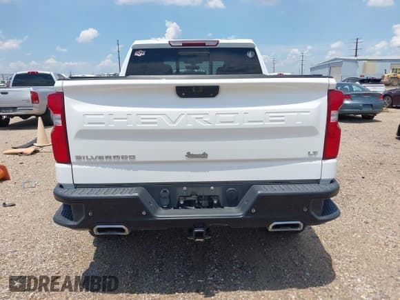 ✅ 2019 Chevrolet Silverado 1500 LT Trail Boss • VIN: 3GCPYFED3KG123716 • Lot: 42710140. Wystawiony na IAAI z przebiegiem 118 170 mil. Bezpłatny archiwum sprzedaży aukcyjnych z USA i szczegółowy raport historii pojazdu na DreamBid. Zdjęcie 16.