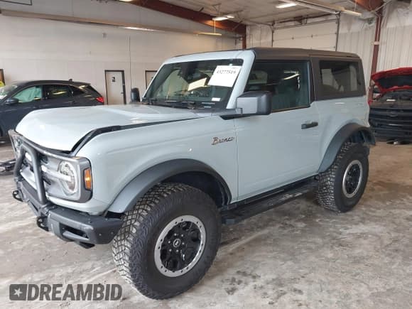 ✅ 2022 Ford Bronco • VIN: 1FMDE5CPXNLB31334 • Lot: 43277519. Listed on IAAI with 17,038 mi. Free auction sales archive from the USA and detailed vehicle history report at DreamBid. Image 2.