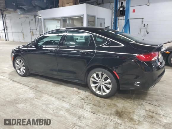 ✅ 2015 Chrysler 200 S • VIN: 1C3CCCDG7FN522993 • Lot: 91871355. Listed on Copart with 74,658 mi. Free auction sales archive from the USA and detailed vehicle history report at DreamBid. Image 2.