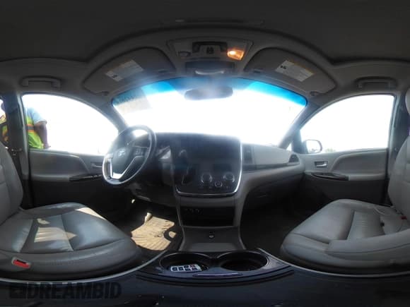 ✅ 2017 Toyota Sienna XLE Auto Access Seat • VIN: 5TDYZ3DC1HS767802 • Lot: 42442018. Listed on IAAI with 127,206 mi. Free auction sales archive from the USA and detailed vehicle history report at DreamBid. Image 18.