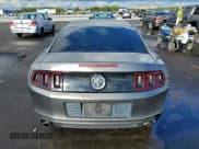 ✅ 2014 Ford Mustang V6 • VIN: 1ZVBP8AM7E5324297 • Лот: 94642565. Опубликован ранее на Copart с пробегом 129 204 миль. Бесплатный доступ к архиву аукционных продаж из США и подробный отчёт об истории автомобиля на DreamBid. Изображение 6.