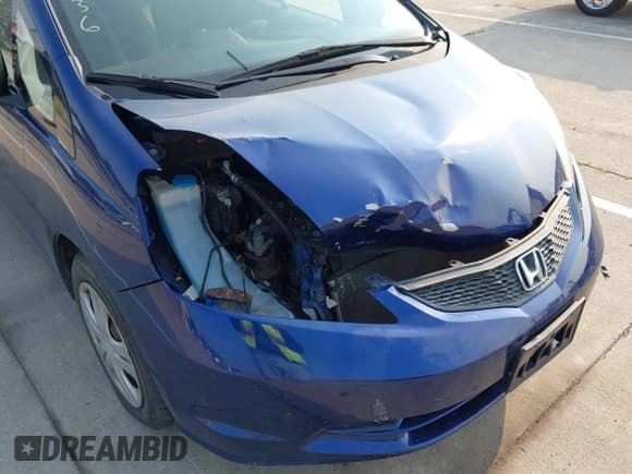 ✅ 2011 Honda Fit • VIN: JHMGE8H35BC028017 • Lot: 42416536. Listed on IAAI with 135,788 mi. Free auction sales archive from the USA and detailed vehicle history report at DreamBid. Image 6.