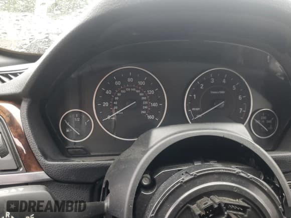 ✅ 2014 BMW 4 Series 435i • VIN: WBA3T3C54EJ876758 • Лот: 61328515. Опубликован ранее на Copart с пробегом Не указан. Бесплатный доступ к архиву аукционных продаж из США и подробный отчёт об истории автомобиля на DreamBid. Изображение 9.