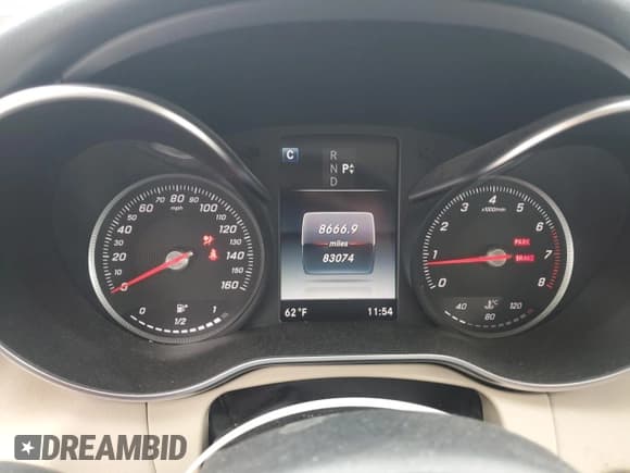 ✅ 2016 Mercedes-Benz C 300 Luxury • VIN: WDDWF4KB7GR165330 • Lot: 86132765. Listed on Copart with 83,074 mi. Free auction sales archive from the USA and detailed vehicle history report at DreamBid. Image 9.