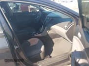 ✅ 2013 Hyundai Sonata GLS • VIN: 5NPEB4AC2DH553290 • Лот: 43305927. Опубликован ранее на IAAI с пробегом 231 170 миль. Бесплатный доступ к архиву аукционных продаж из США и подробный отчёт об истории автомобиля на DreamBid. Изображение 5.