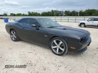 2014 Dodge Challenger SXT 100th Anniversary z VIN 2C3CDYAG0EH224856, wystawiony jako Copart lot #64550644 z przebiegiem 88 391 mil mil oraz Szkoda całkowita • Salvage title. Historia ofert i sprzedaży dostępna na DreamBid. Obrazek 4.