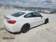 ✅ 2015 BMW M4 • VIN: WBS3R9C54FK332513 • Lot: 71061425. Listed on Copart with 16,567 mi. Free auction sales archive from the USA and detailed vehicle history report at DreamBid. Image 3.