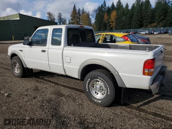 ✅ 1996 Ford Ranger XLT • VIN: 1FTDR15X2TPA48100 • Lot: 78316424. Listed on Copart with 202,169 mi. Free auction sales archive from the USA and detailed vehicle history report at DreamBid. Image 2.