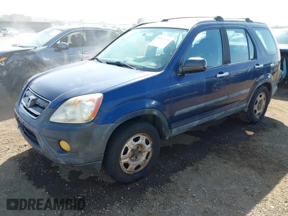 ✅ 2005 Honda CR-V LX • VIN: SHSRD68555U308619 • Lot: 43559793. Listed on IAAI with 218,460 mi. Free auction sales archive from the USA and detailed vehicle history report at DreamBid. Image 2.