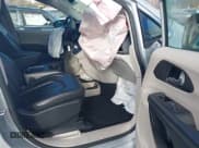 ✅ 2023 Chrysler Pacifica Touring L • VIN: 2C4RC1BG3PR621375 • Lot: 41209430. Wystawiony na IAAI z przebiegiem 44 856 mil. Bezpłatny archiwum sprzedaży aukcyjnych z USA i szczegółowy raport historii pojazdu na DreamBid. Zdjęcie 5.