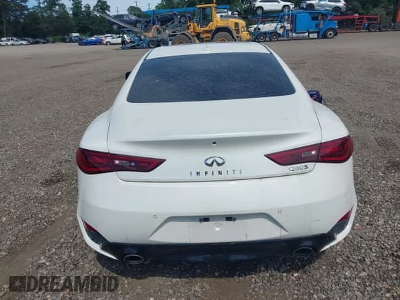✅ 2017 Infiniti Q60 Red Sport 400 • VIN: JN1FV7EL1HM702200 • Lot: 42751547. Listed on IAAI with 33,172 mi. Free auction sales archive from the USA and detailed vehicle history report at DreamBid. Image 16.