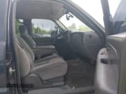 ✅ 2005 GMC Sierra 3500 DRW SL • VIN: 1GTHK33295F820562 • Lot: 42247435. Listed on IAAI with 185,087 mi. Free auction sales archive from the USA and detailed vehicle history report at DreamBid. Image 5.