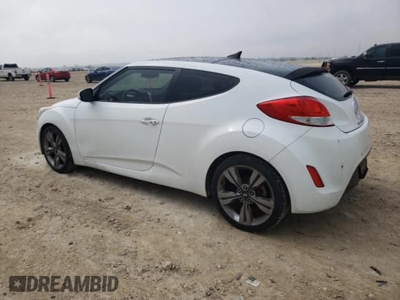 ✅ 2015 Hyundai Veloster RE:FLEX • VIN: KMHTC6AD2FU235330 • Lot: 46075885. Wystawiony na Copart z przebiegiem 93 300 mil. Bezpłatny archiwum sprzedaży aukcyjnych z USA i szczegółowy raport historii pojazdu na DreamBid. Zdjęcie 2.