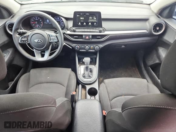 ✅ 2021 Kia Forte LXS • VIN: 3KPF24ADXME291844 • Lot: 59542325. Wystawiony na Copart z przebiegiem 122 877 mil. Bezpłatny archiwum sprzedaży aukcyjnych z USA i szczegółowy raport historii pojazdu na DreamBid. Zdjęcie 8.