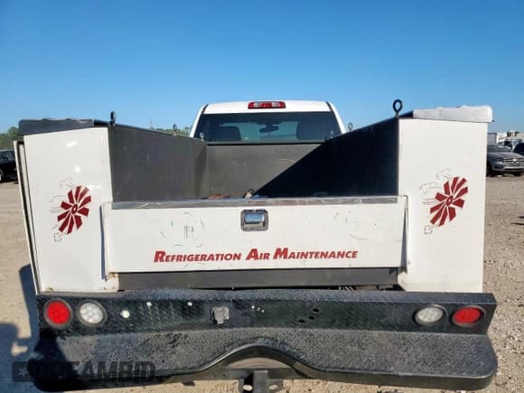 ✅ 2021 Chevrolet Silverado 2500HD Work Truck • VIN: 1GC0WLE74MF253363 • Lot: 90875035. Wystawiony na Copart z przebiegiem 171 178 mil. Bezpłatny archiwum sprzedaży aukcyjnych z USA i szczegółowy raport historii pojazdu na DreamBid. Zdjęcie 10.