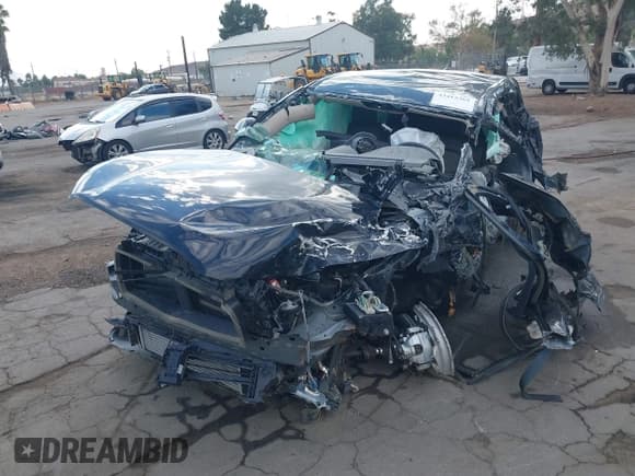 ✅ 2024 Lincoln Corsair Premiere • VIN: 5LMCJ1CA8RUL00310 • Lot: 43415361. Wystawiony na IAAI z przebiegiem Nie podano. Bezpłatny archiwum sprzedaży aukcyjnych z USA i szczegółowy raport historii pojazdu na DreamBid. Zdjęcie 2.