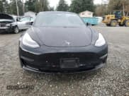 ✅ 2019 Tesla Model 3 Mid Range • VIN: 5YJ3E1EA2KF402631 • Lot: 93189805. Wystawiony na Copart z przebiegiem 59 412 mil. Bezpłatny archiwum sprzedaży aukcyjnych z USA i szczegółowy raport historii pojazdu na DreamBid. Zdjęcie 5.