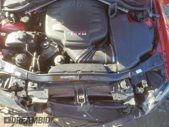 ✅ 2013 BMW M3 • VIN: WBSKG9C53DJ593152 • Лот: 90209515. Опубликован ранее на Copart с пробегом 83 566 миль. Бесплатный доступ к архиву аукционных продаж из США и подробный отчёт об истории автомобиля на DreamBid. Изображение 11.