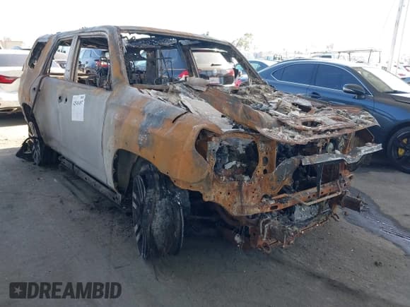 ✅ 2015 Toyota 4Runner Limited • VIN: JTEBU5JR8F5217116 • Lot: 42549497. Wystawiony na IAAI z przebiegiem Nie podano. Bezpłatny archiwum sprzedaży aukcyjnych z USA i szczegółowy raport historii pojazdu na DreamBid. Zdjęcie 1.